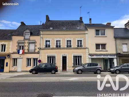 maison de ville 7 pièces 180 m²