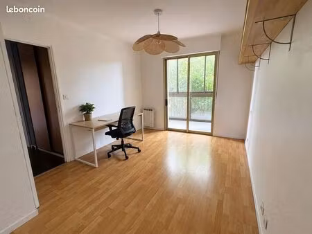 bureau lumineux 12m² + véranda 5m² privative - parking – toulouse 31200