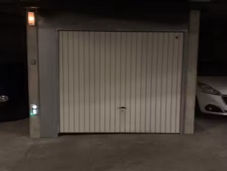 garage/box 10 m² orleans