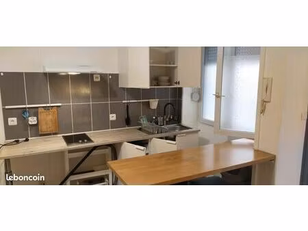 à vendre – studio 25m² meublé  idéal étudiant – secteur cernay / jean jaurès – 92 000 parf