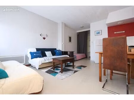 studio 1 pièce 29 m²