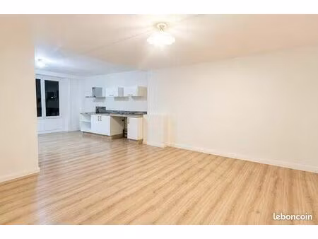 immeuble rénové 120 m² – duplex 80 m² + studio 40 m² – idéal investisseur