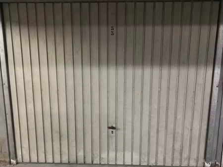 garage/box 12 m² toulouse