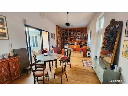 charmante maison rénovée avec jardin intimiste– bordeaux nansouty