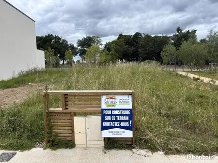 terrain 513 m² ecouflant