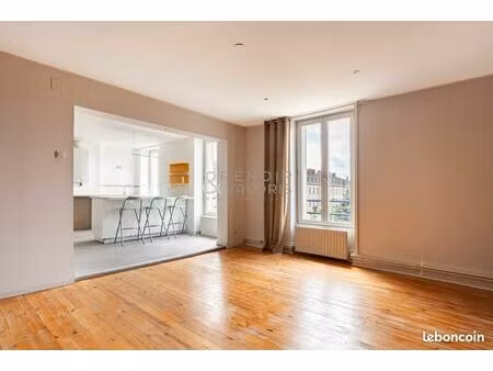 appartement 4 pièces 92 m²