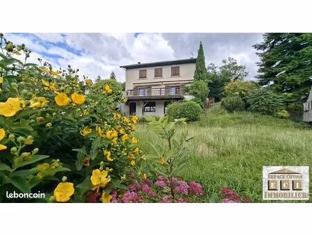 maison 7 pièces 181 m²