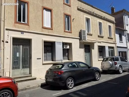 local 196 m² revel
