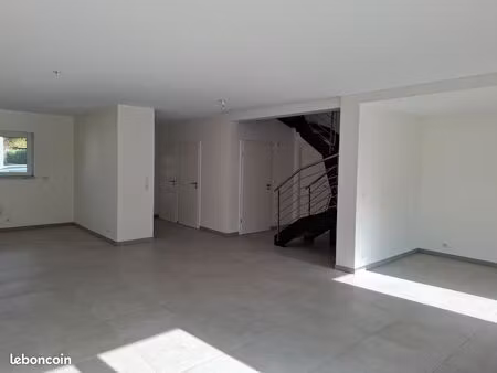 maison contemporaine neuve 128m2
