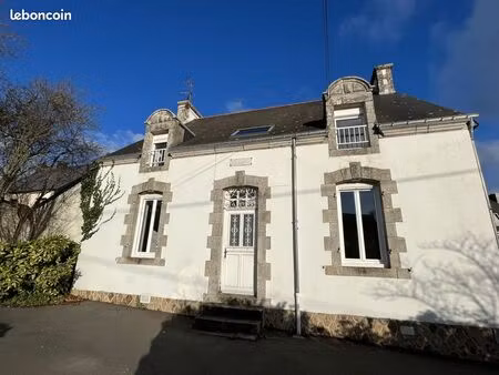 maison 7 pièces 165 m²