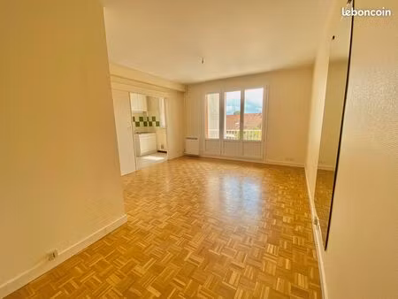 appartement 1 pièce 30 m²