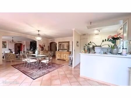 maison en viager 7 pièces 167 m²
