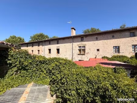maison 19 pièces 475 m²