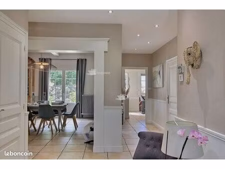 maison 6 pièces 171 m²