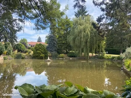 propriété 8 pièces 212 m²
