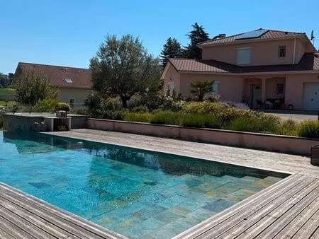 villa 120m2 sur 3300m2 de terrain à varacieux