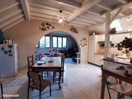 immeuble 194 m² briollay