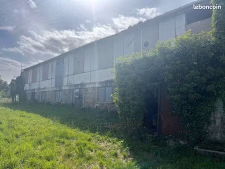 inconnu 10 pièces 750 m²