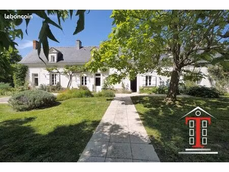 propriété 8 pièces 230 m²