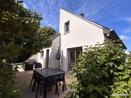 maison 7 pièces 125 m²