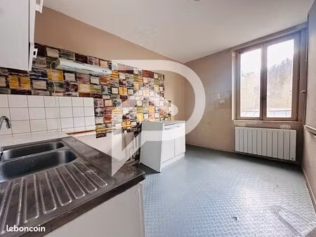 appartement 3 pièces 42 m²