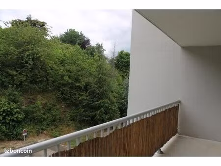 appartement 3 pièces 84 m²