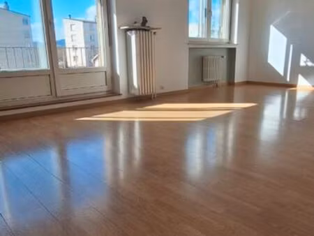 f4 proche luxembourg gare centre ville