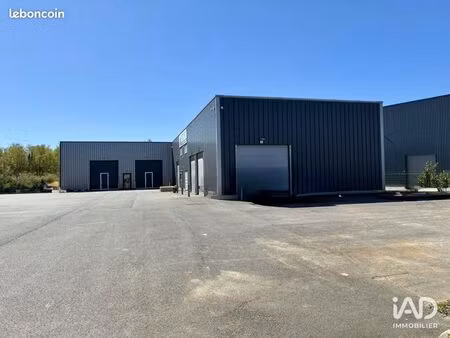 local 373 m² creil