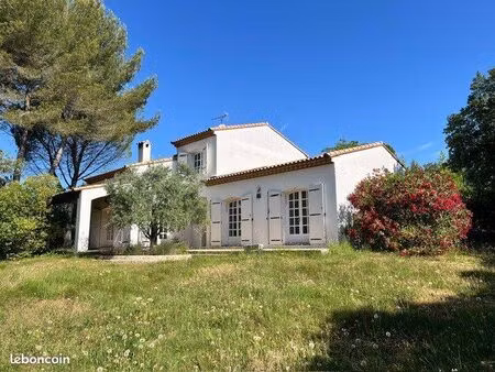 maison 6 pièces 135 m²