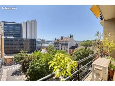 appartement 4 pièces 95 m²