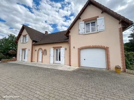 maison 7 pièces 172 m²