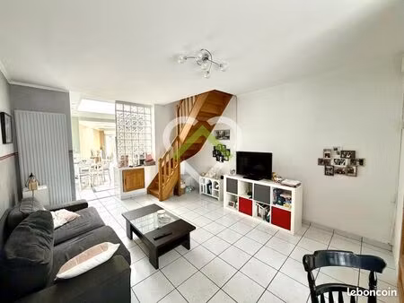 maison 4 pièces 66 m²