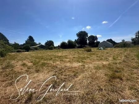 terrain 2 082 m² rieux