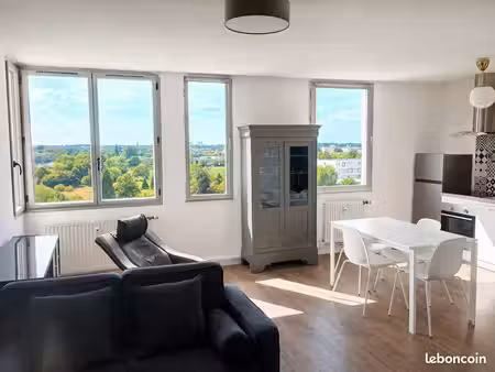 t3 la madeleine  75m2  salon 30 m2  vue dégagée  dpe d