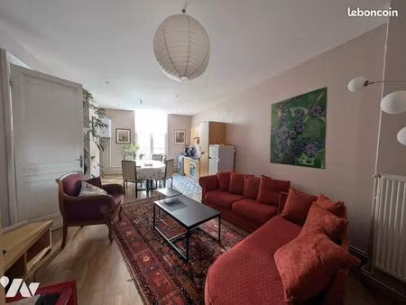 triplex 5 pièces 80 m²