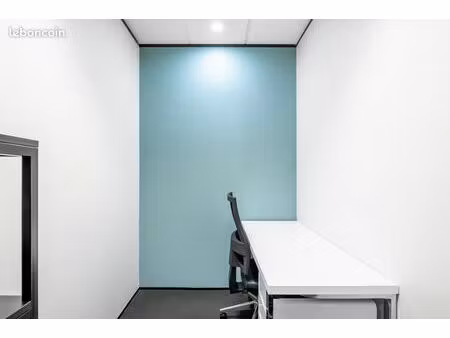 bureau privé à louer pour 2 personnes à angers  gare angers