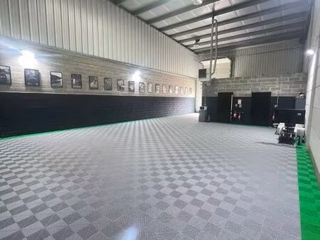 local d’activité 190m2 avec bureaux et stockage - reims