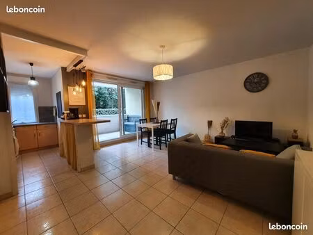 t2 46m2 meublé et équipé bègles