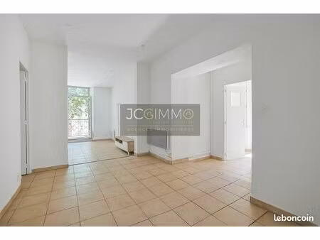 appartement 5 pièces 94 m²