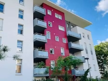 appartement 4 pièces 81 m²