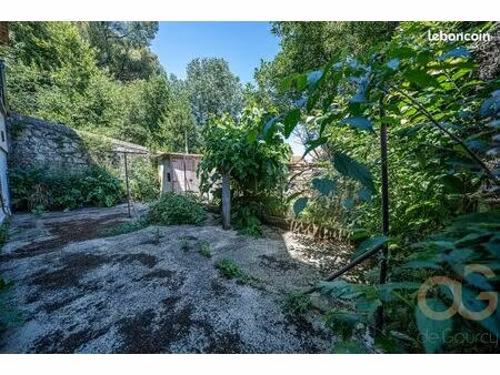 maison 6 pièces 157 m²