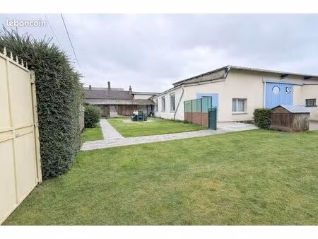 maison + garage + dépendances
