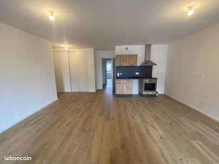 appartement 3 pièces 64 m²