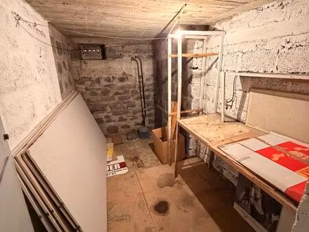 cave 10m2