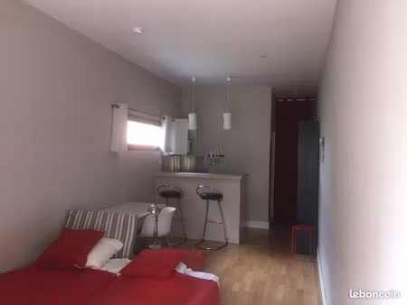 location studio bail étudiant 9 mois