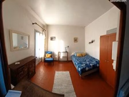 studio ensoleillé