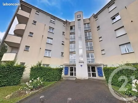 appartement 2 pièces 64 m²