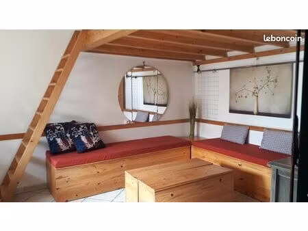 studio coquet avec mezzanine pour étudiant