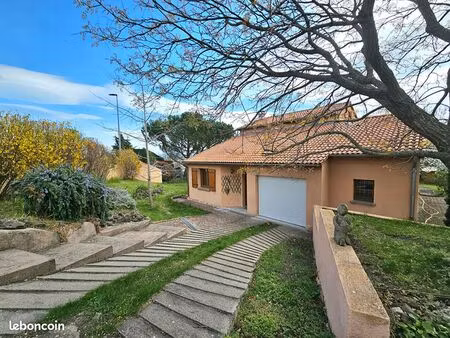 villa 6 pièces 120 m²