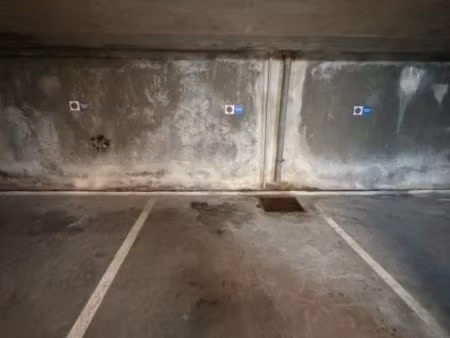places de parking sous terrain - cannes centre